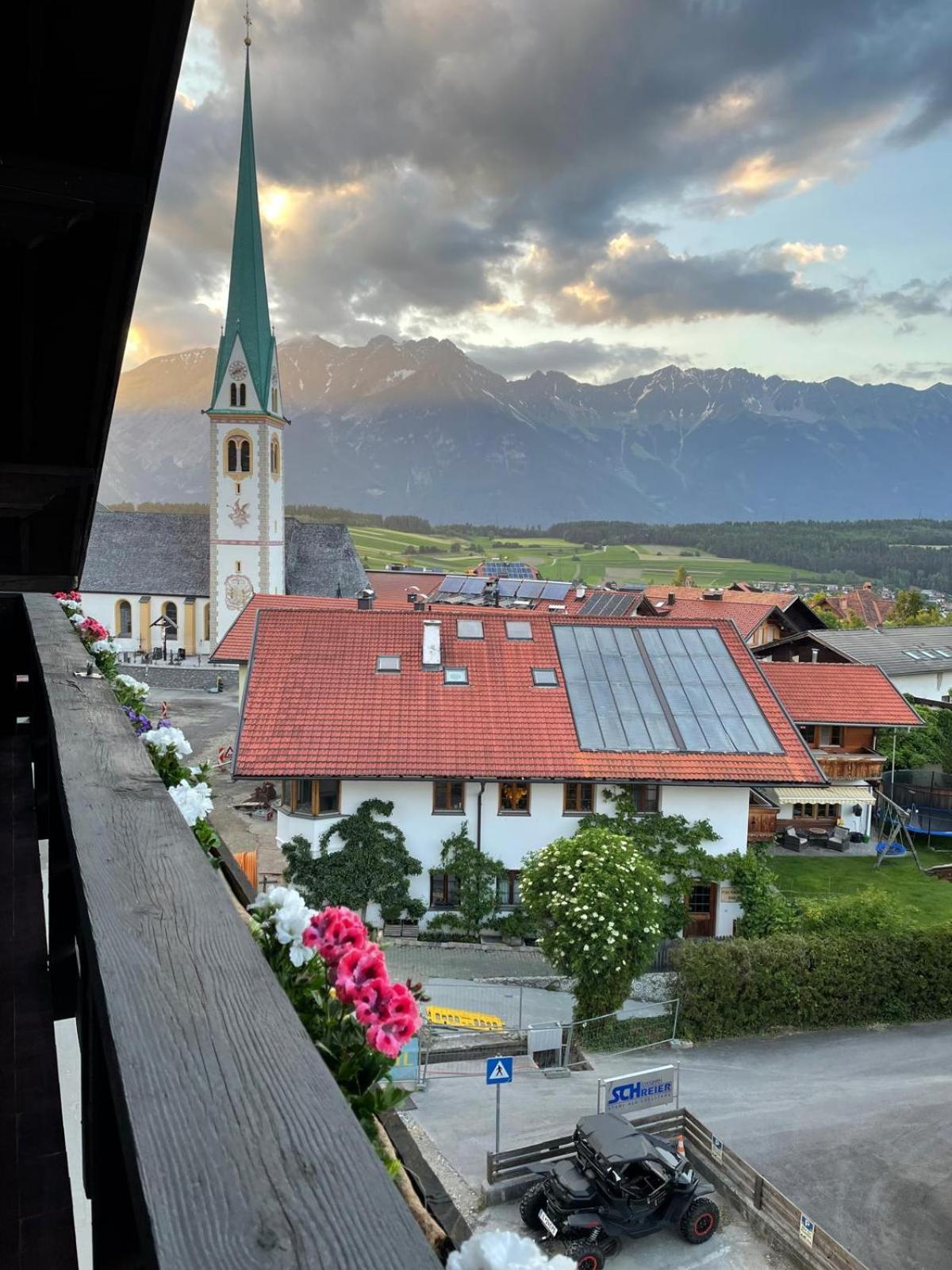 Suite Mutters Innsbruck Exterior foto